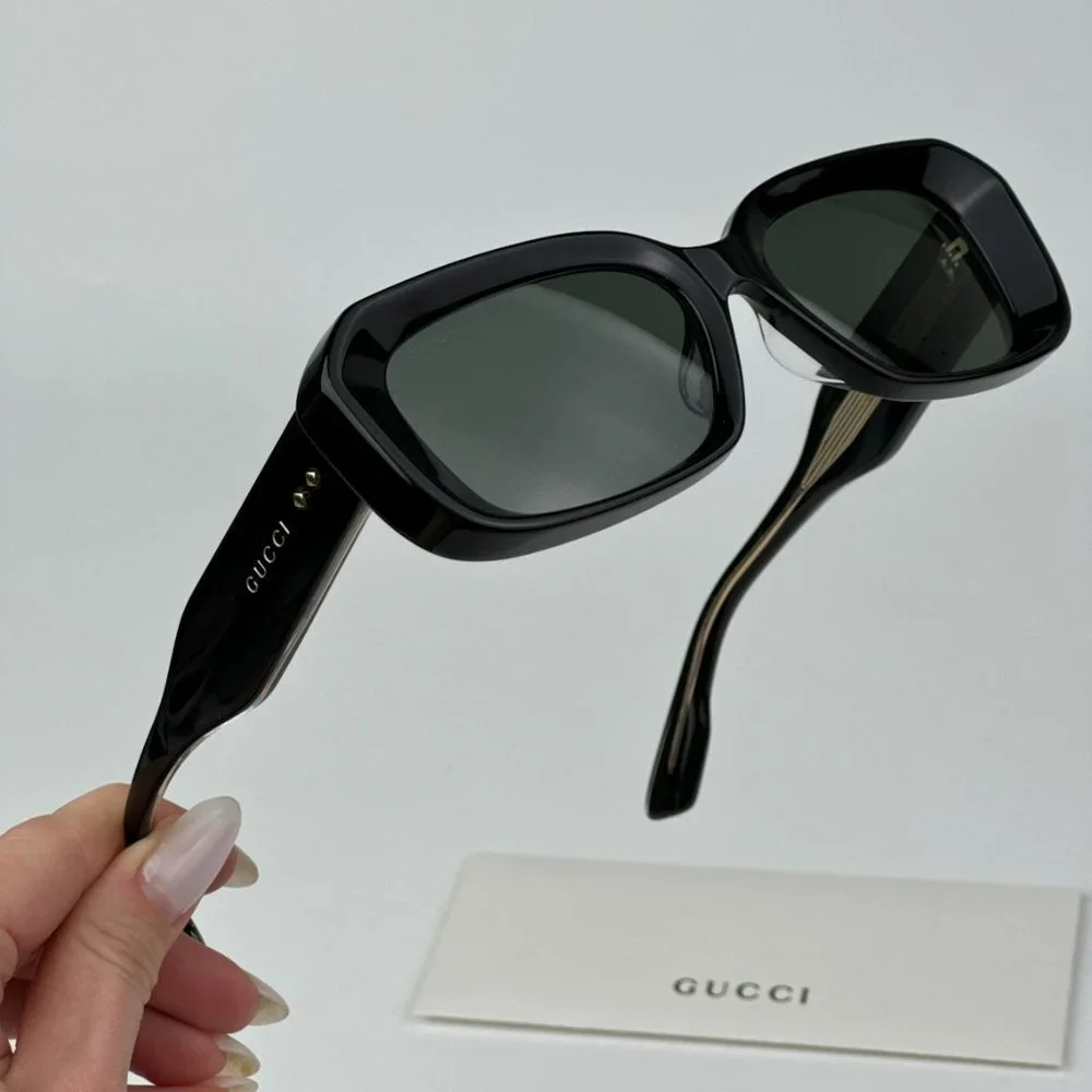 Gucci GG1531SK 001 BRAND NEW Sunglasses Black Grey Unisex Rectangle